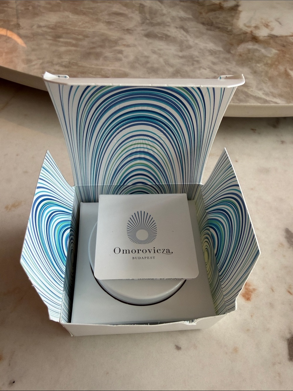NEW Omorovicza Perfecting Lip Balm 10ml